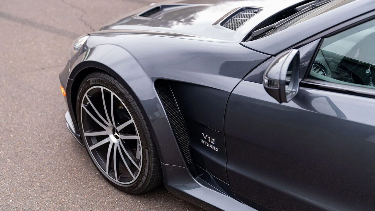 2009 Mercedes-Benz SL 65 AMG Black Series - Image 15 of 31