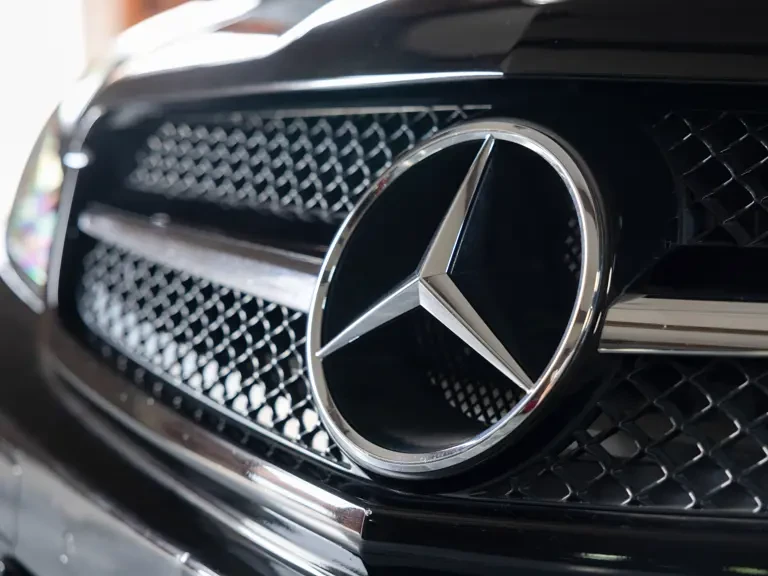 2009 Mercedes-Benz R230 SL 55 & SL 63 & SL 65 AMG - Image 7 of 31