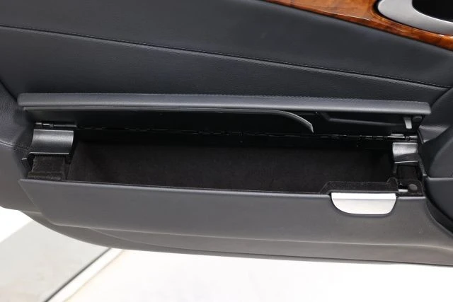 2009 Mercedes-Benz R230 SL-Class - Image 12 of 31