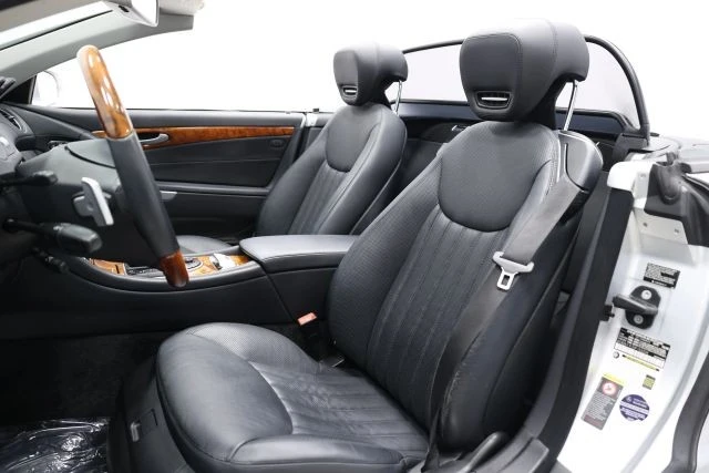 2009 Mercedes-Benz R230 SL-Class - Image 3 of 31
