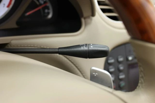 2009 Mercedes-Benz R230 SL-Class - Image 26 of 31