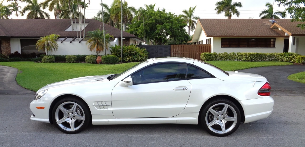 2009 Mercedes-Benz R230 SL 55 & SL 63 & SL 65 AMG - Image 2 of 29