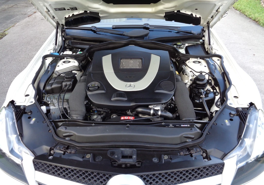 2009 Mercedes-Benz R230 SL 55 & SL 63 & SL 65 AMG - Image 16 of 29