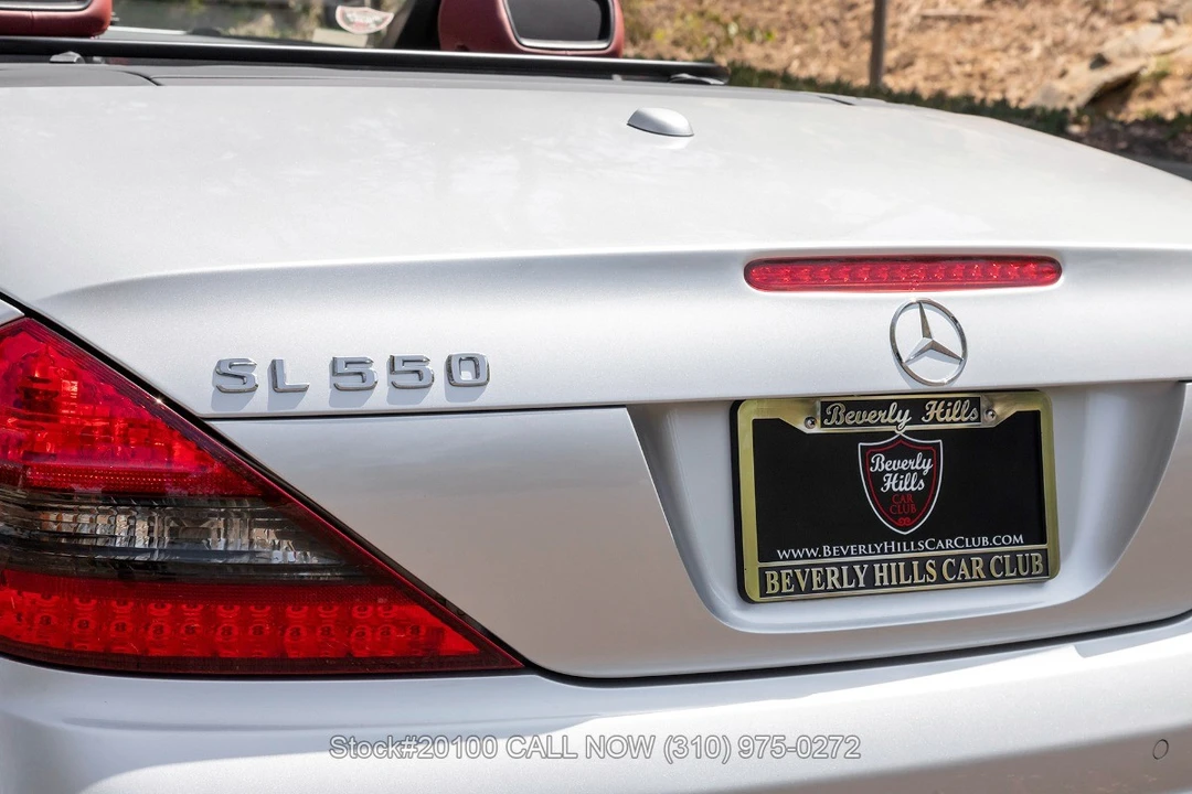 2009 Mercedes-Benz R230 SL-Class - Image 12 of 31