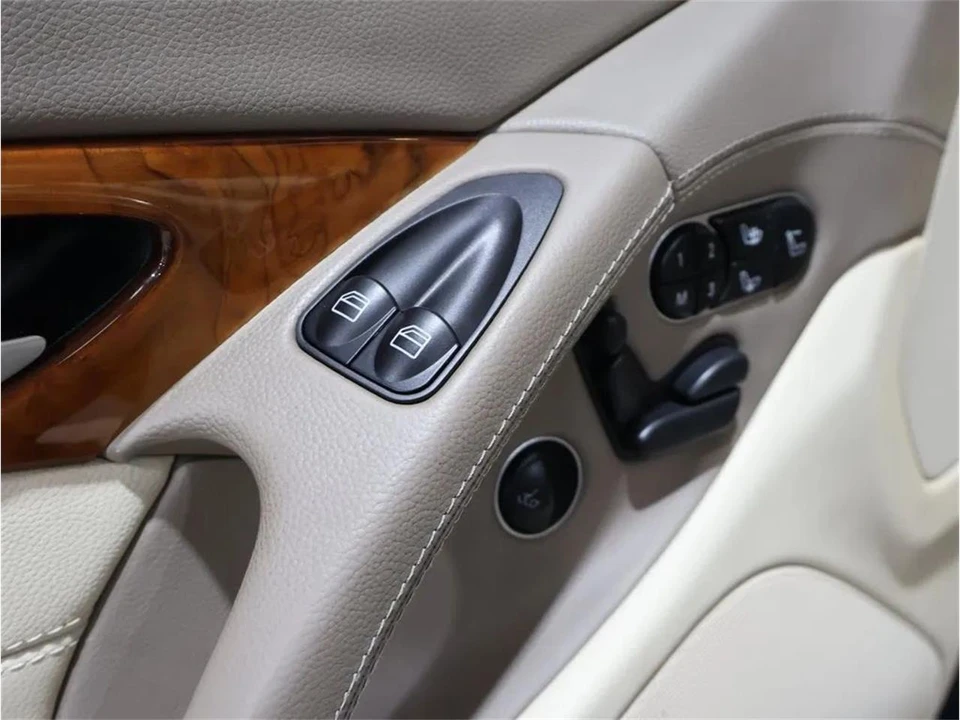 2009 Mercedes-Benz R230 SL-Class - Image 11 of 31