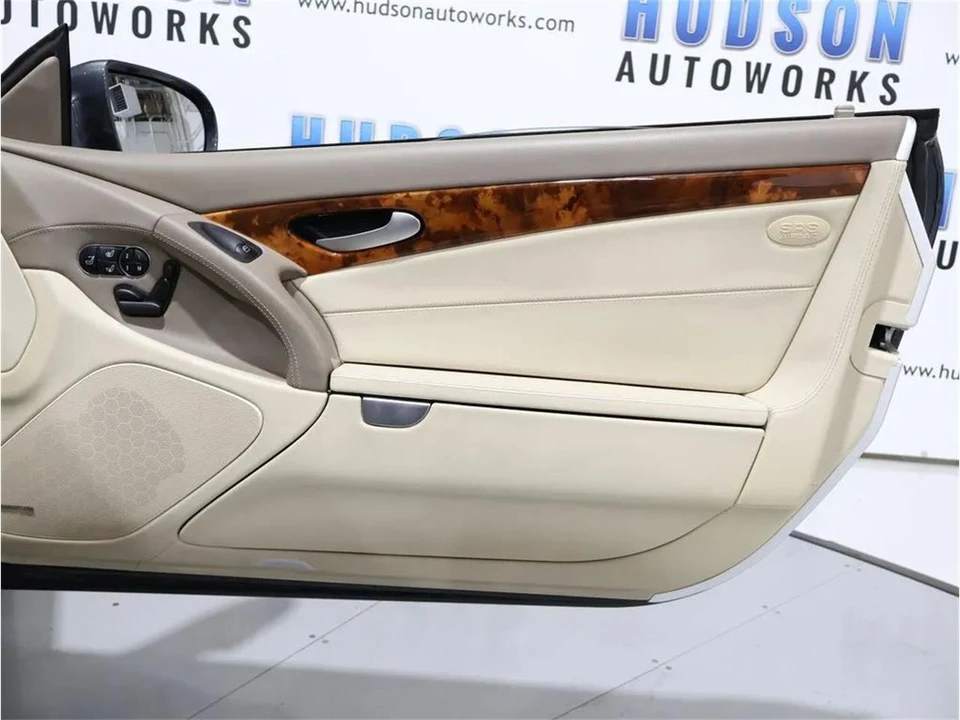 2009 Mercedes-Benz R230 SL-Class - Image 28 of 31