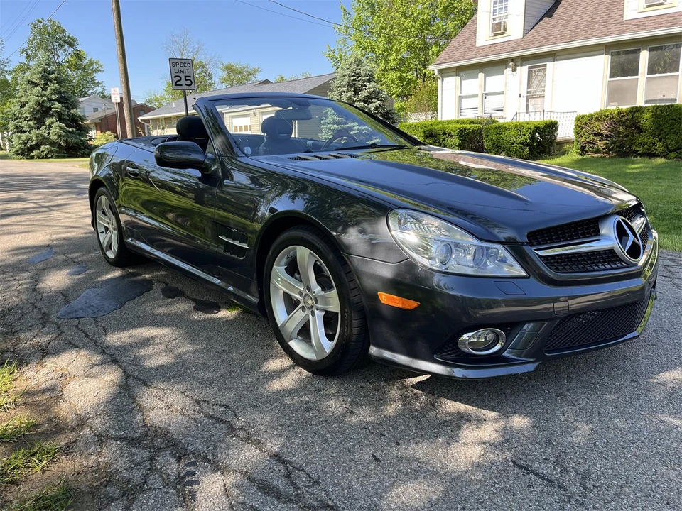 2009 Mercedes-Benz R230 SL-Class - Image 2 of 31