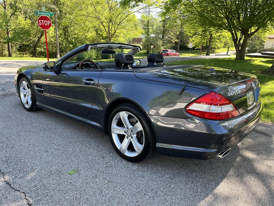 2009 Mercedes-Benz R230 SL-Class - Image 4 of 31