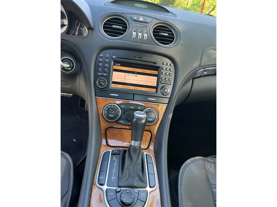 2009 Mercedes-Benz R230 SL-Class - Image 21 of 31