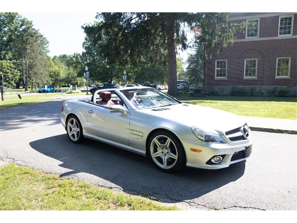 2009 Mercedes-Benz R230 SL-Class - Image 11 of 31