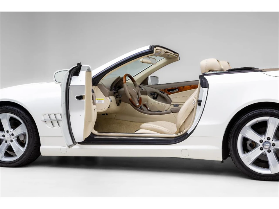 2009 Mercedes-Benz R230 SL-Class - Image 6 of 9