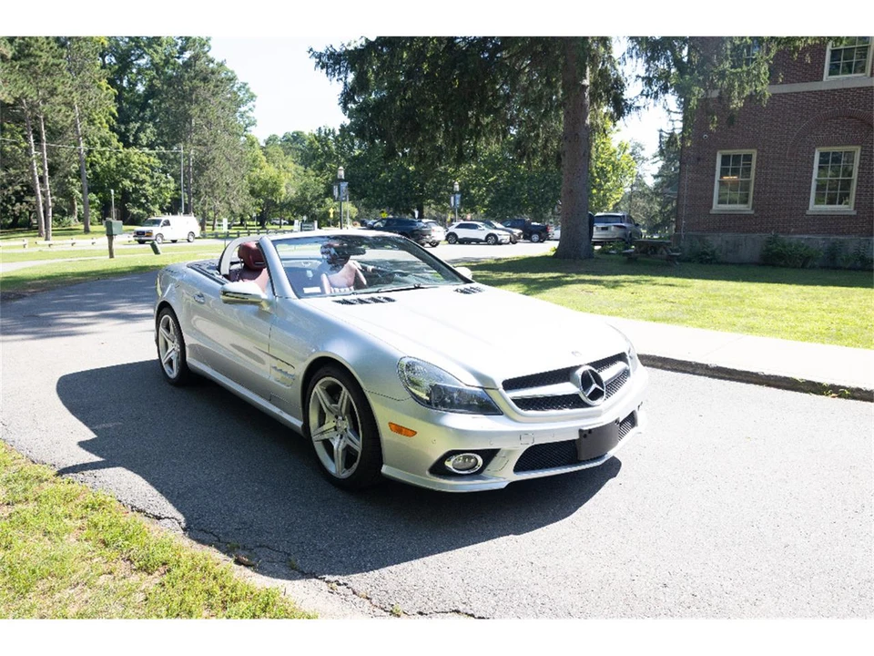 2009 Mercedes-Benz R230 SL-Class - Image 12 of 31