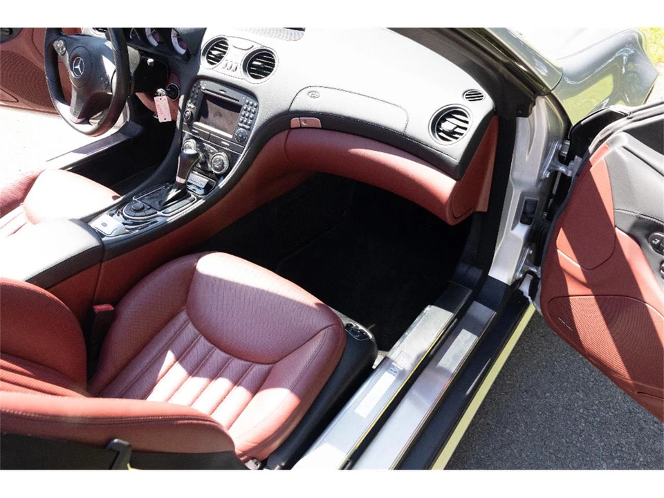 2009 Mercedes-Benz R230 SL-Class - Image 20 of 31
