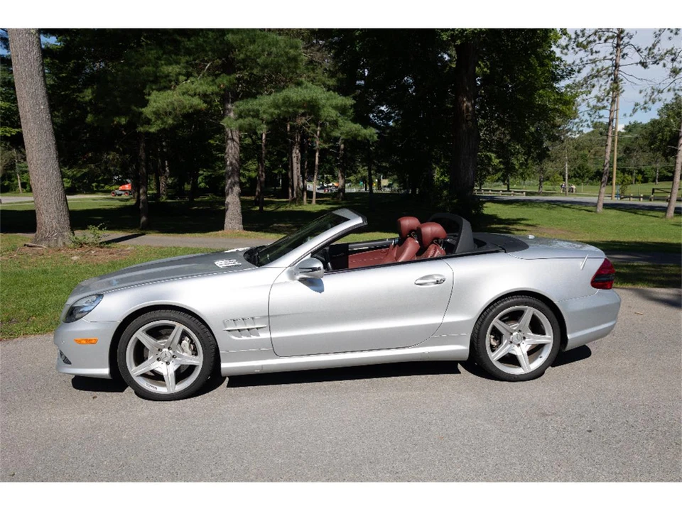 2009 Mercedes-Benz R230 SL-Class - Image 4 of 31