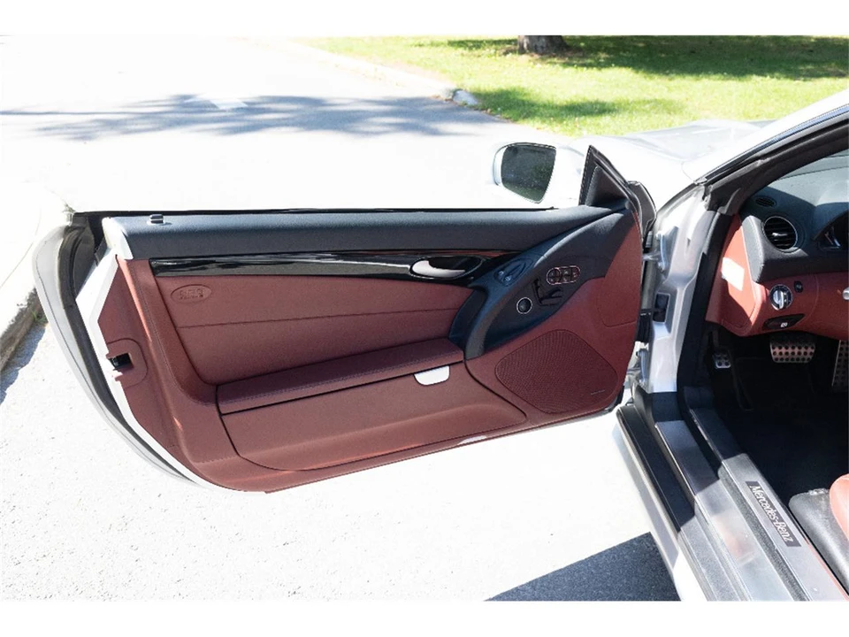2009 Mercedes-Benz R230 SL-Class - Image 26 of 31