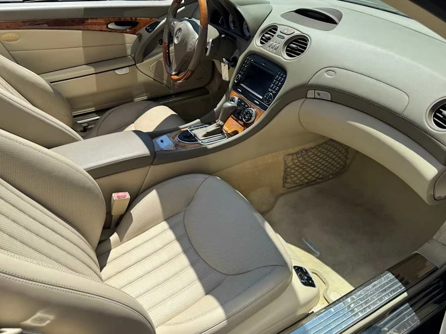 2009 Mercedes-Benz R230 SL-Class - Image 11 of 13