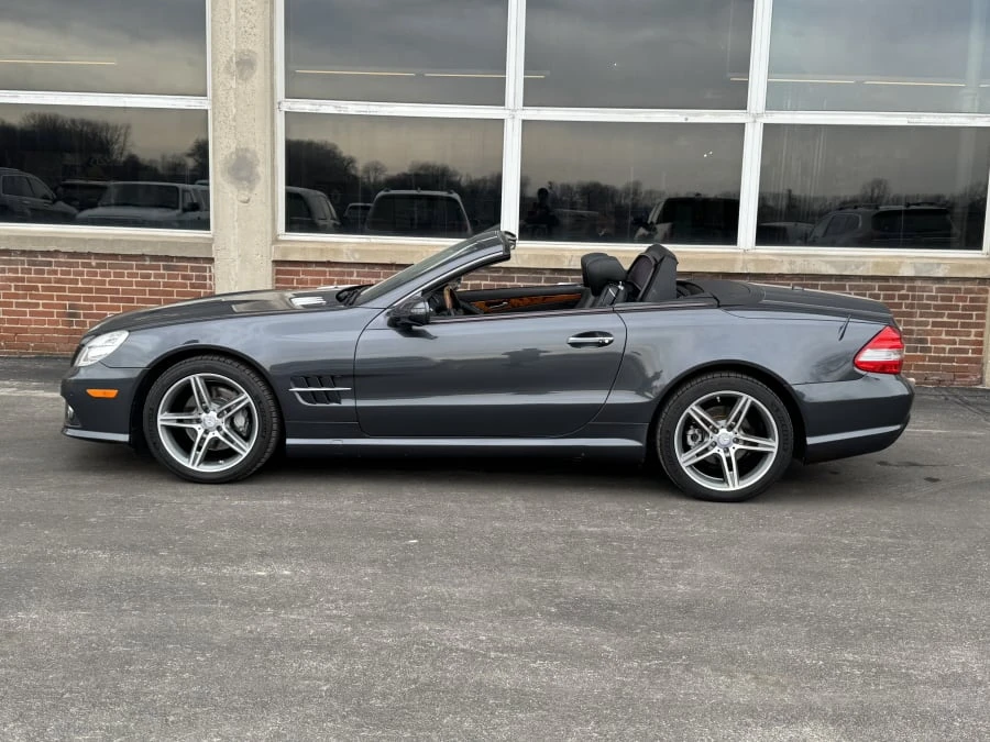 2009 Mercedes-Benz R230 SL-Class - Image 2 of 13