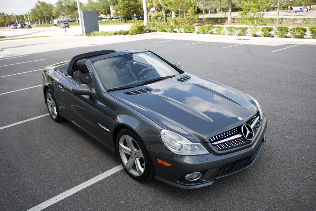 2009 Mercedes-Benz R230 SL-Class - Image 9 of 31