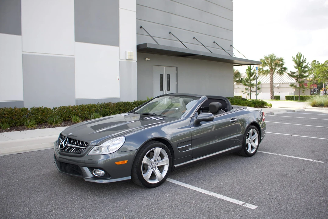 2009 Mercedes-Benz R230 SL-Class - Image 3 of 31