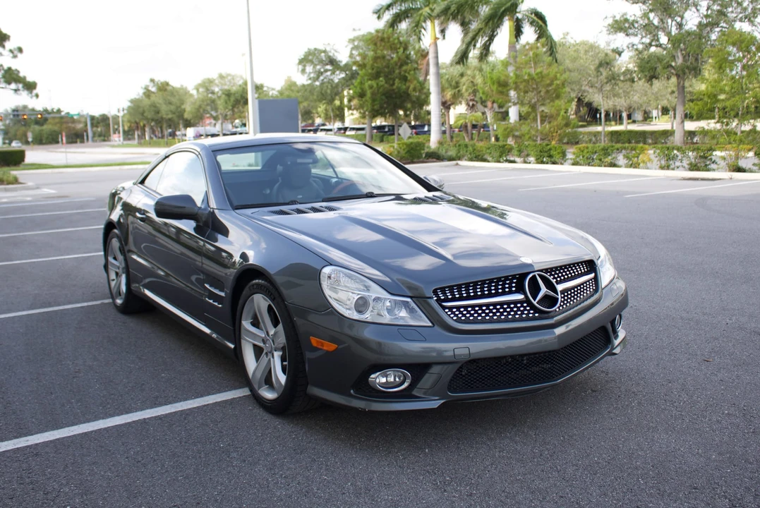 2009 Mercedes-Benz R230 SL-Class - Image 10 of 31