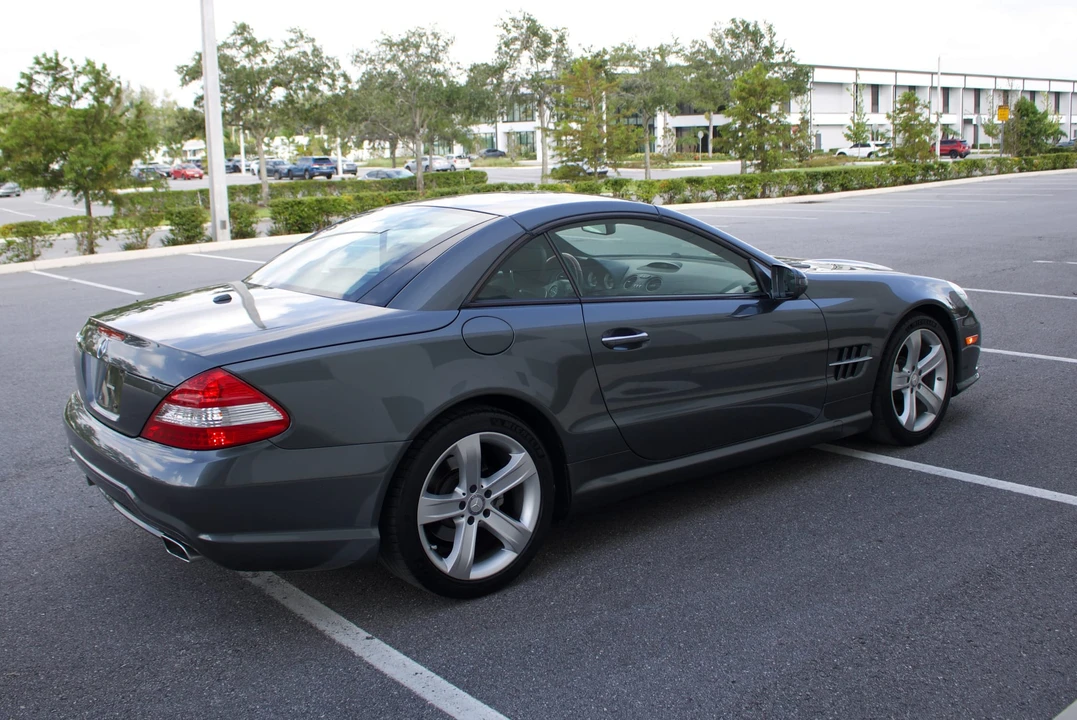 2009 Mercedes-Benz R230 SL-Class - Image 16 of 31
