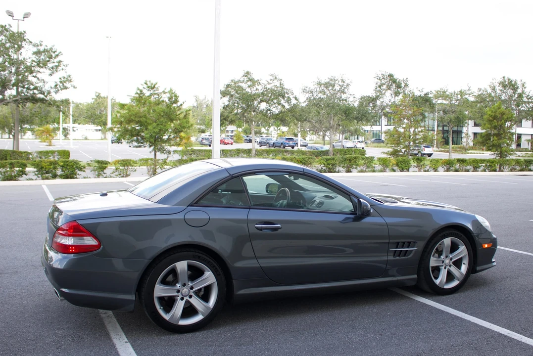 2009 Mercedes-Benz R230 SL-Class - Image 15 of 31
