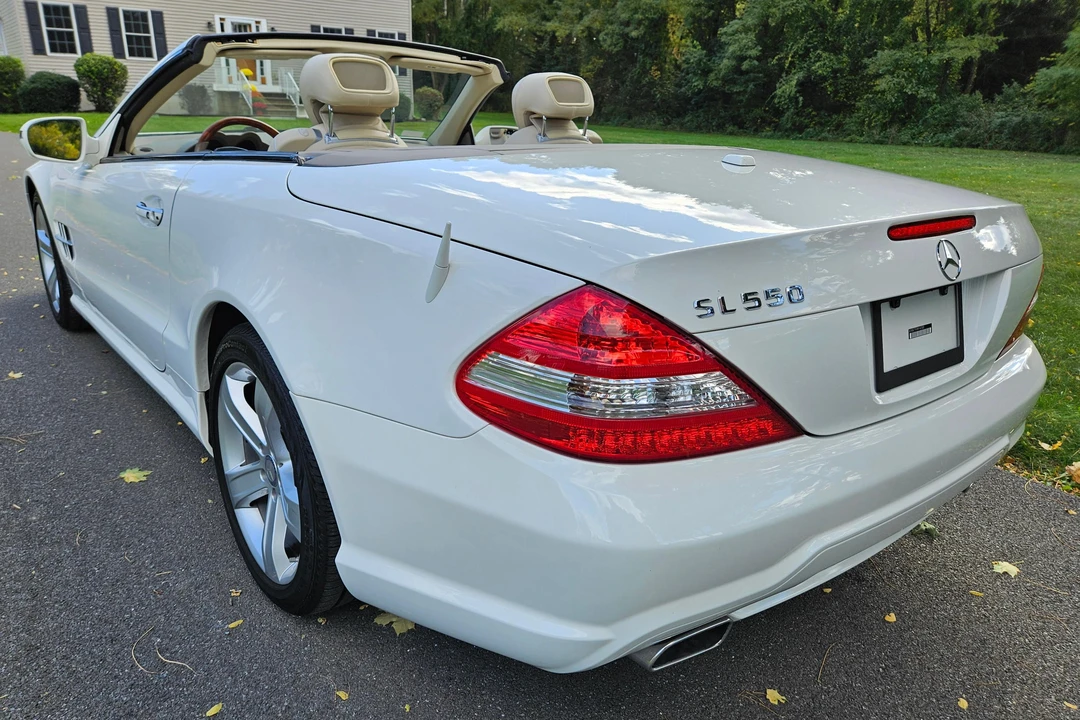 2009 Mercedes-Benz R230 SL-Class - Image 4 of 31
