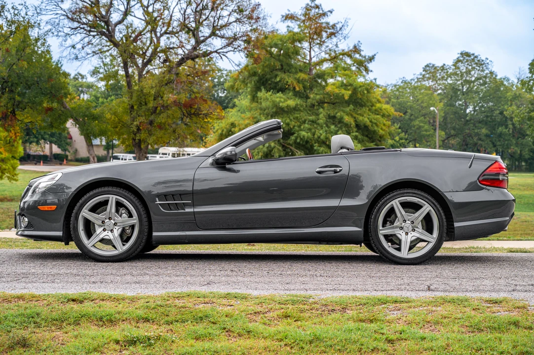 2009 Mercedes-Benz R230 SL-Class - Image 3 of 31