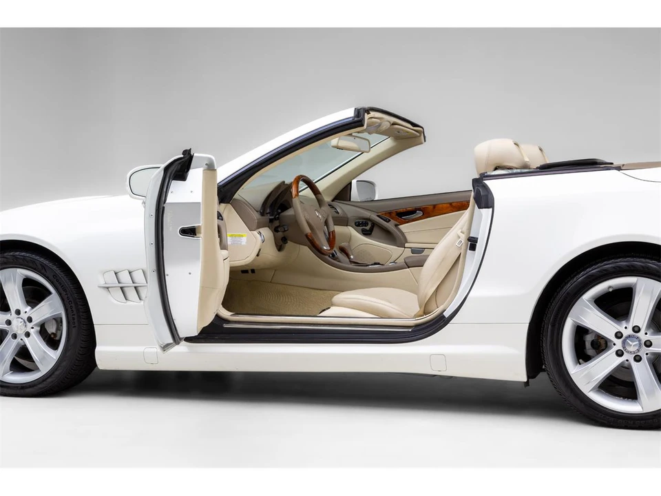 2009 Mercedes-Benz R230 SL-Class - Image 21 of 31