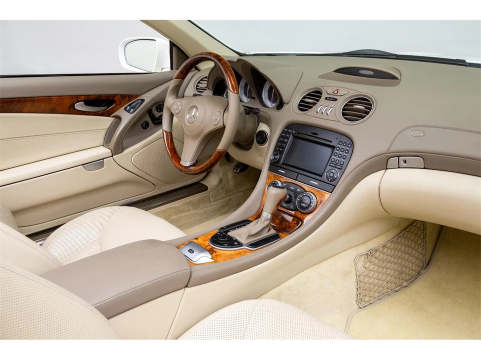 2009 Mercedes-Benz R230 SL-Class - Image 28 of 31