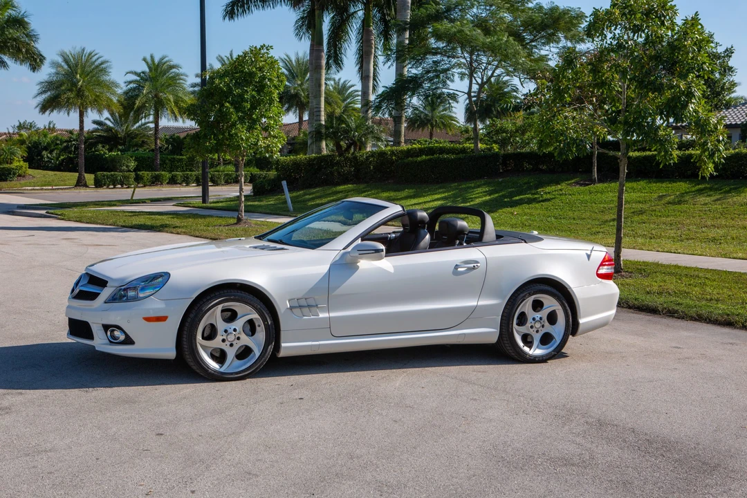 2009 Mercedes-Benz R230 SL-Class - Image 5 of 31