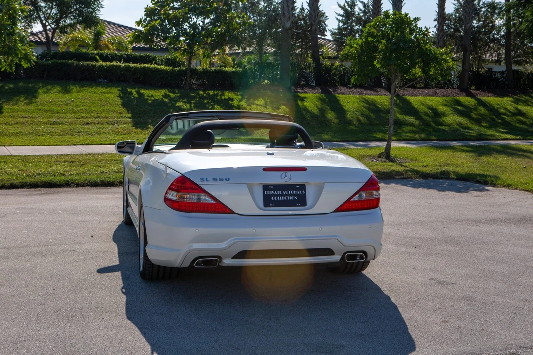 2009 Mercedes-Benz R230 SL-Class - Image 15 of 31
