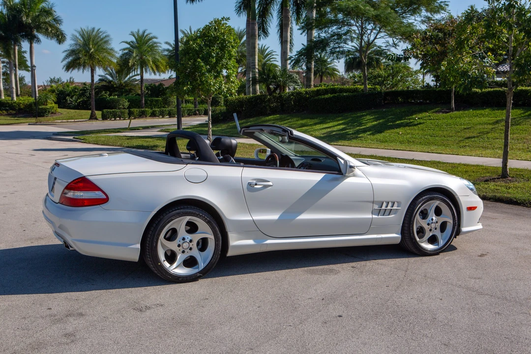 2009 Mercedes-Benz R230 SL-Class - Image 20 of 31