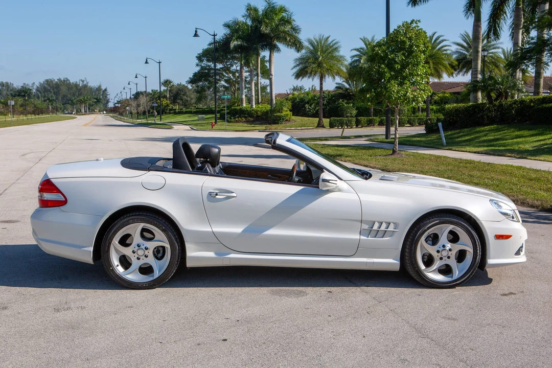 2009 Mercedes-Benz R230 SL-Class - Image 23 of 31