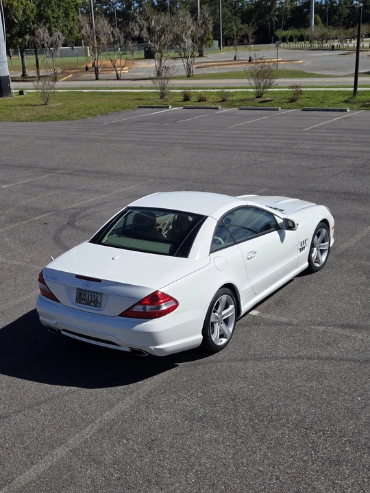 2009 Mercedes-Benz R230 SL-Class - Image 17 of 31