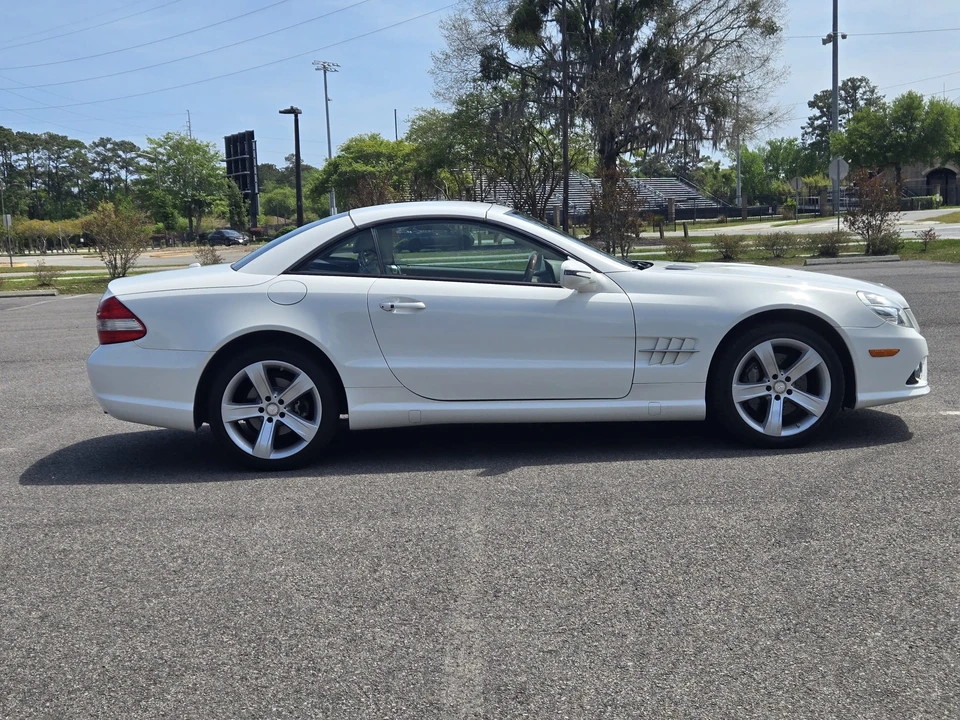 2009 Mercedes-Benz R230 SL-Class - Image 14 of 31