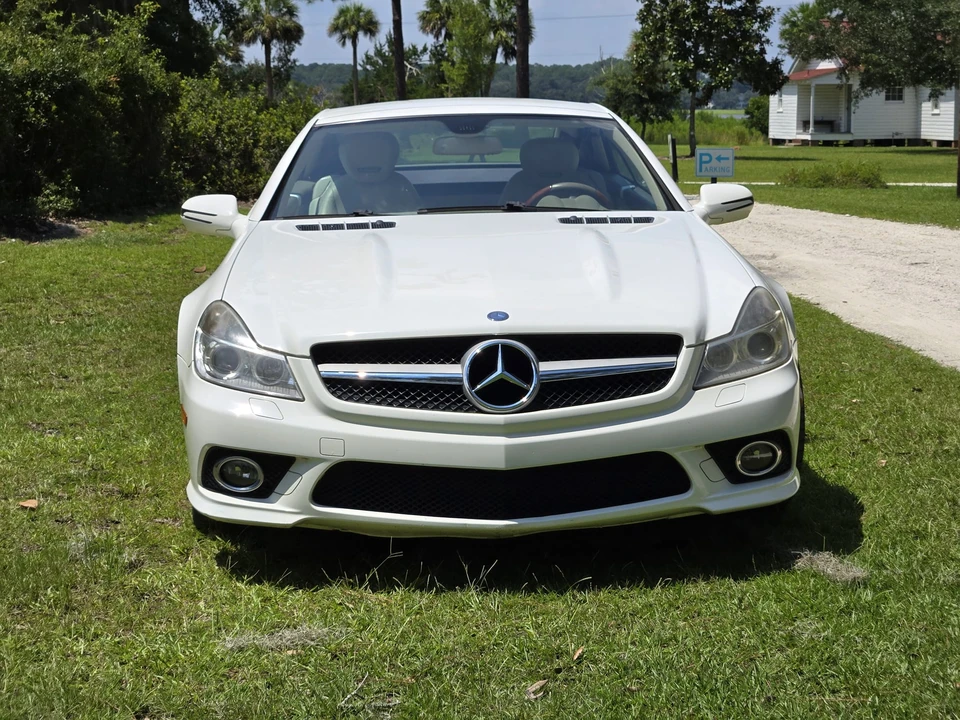 2009 Mercedes-Benz R230 SL-Class - Image 8 of 31