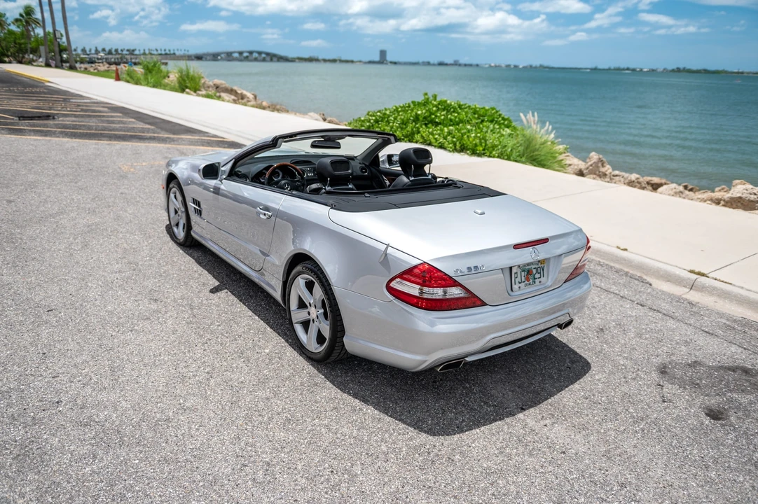 2009 Mercedes-Benz R230 SL-Class - Image 9 of 31