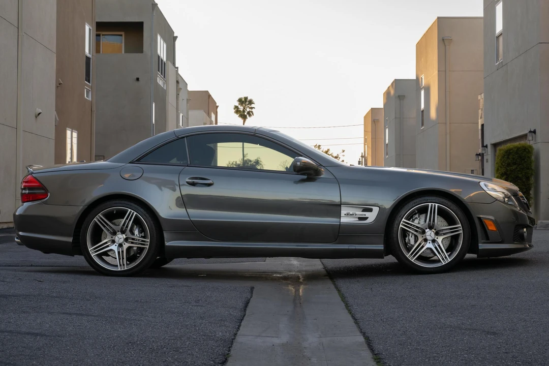 2009 Mercedes-Benz R230 SL 55 & SL 63 & SL 65 AMG - Image 3 of 31