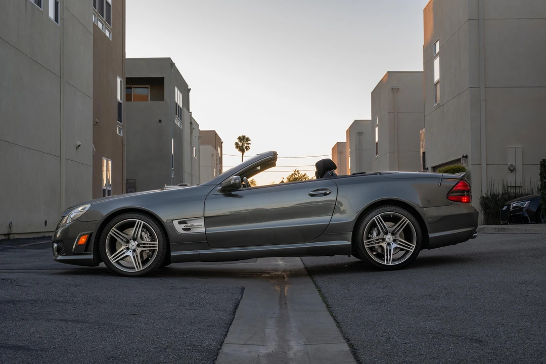 2009 Mercedes-Benz R230 SL 55 & SL 63 & SL 65 AMG - Image 6 of 31