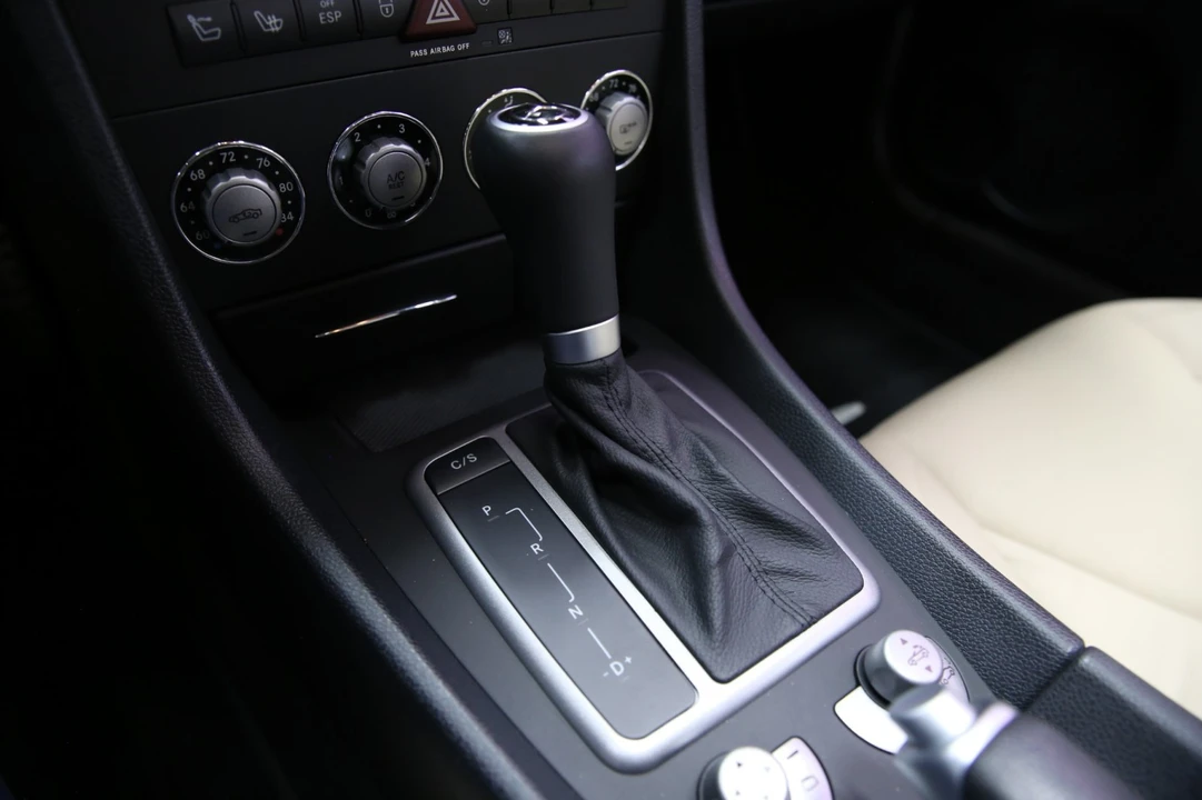2009 Mercedes-Benz R171 SLK-Class - Image 24 of 31