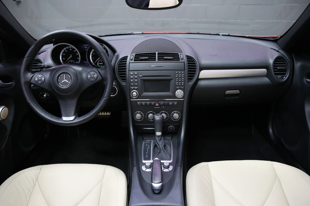2009 Mercedes-Benz R171 SLK-Class - Image 9 of 31