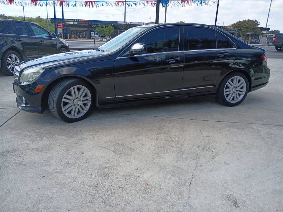 2009 Mercedes-Benz W204 C-Class - Image 5 of 11