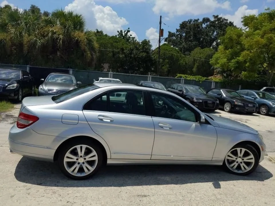 2009 Mercedes-Benz W204 C-Class - Image 12 of 20