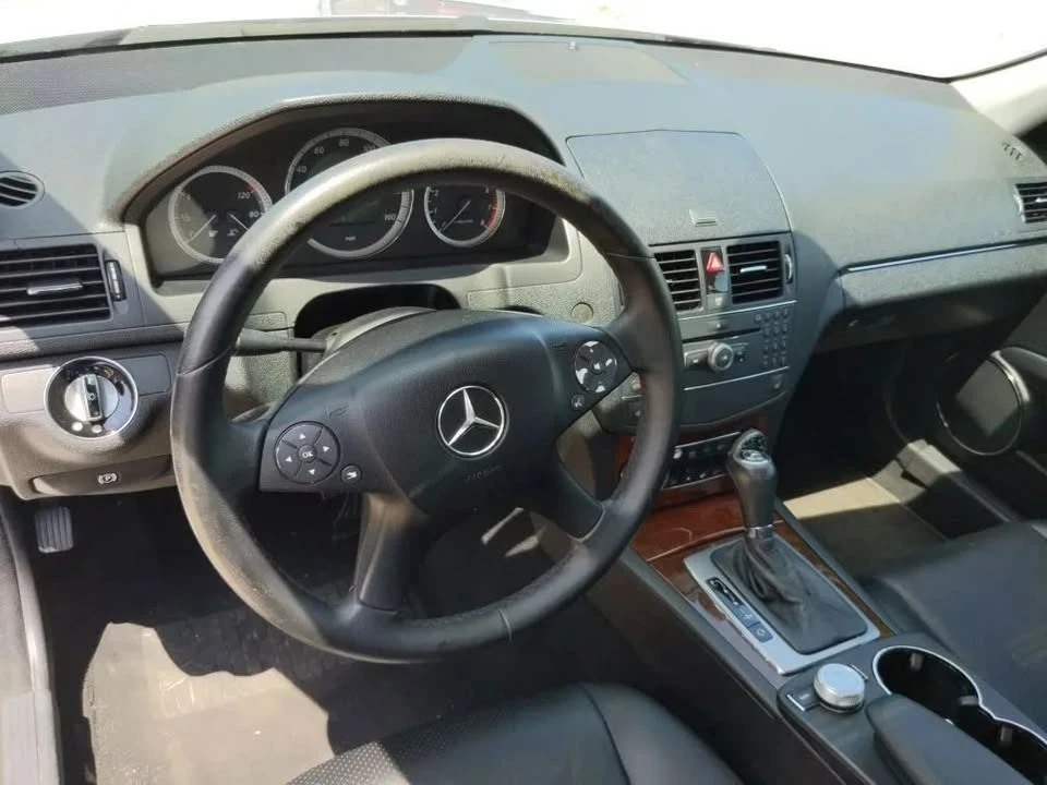 2009 Mercedes-Benz W204 C-Class - Image 15 of 18