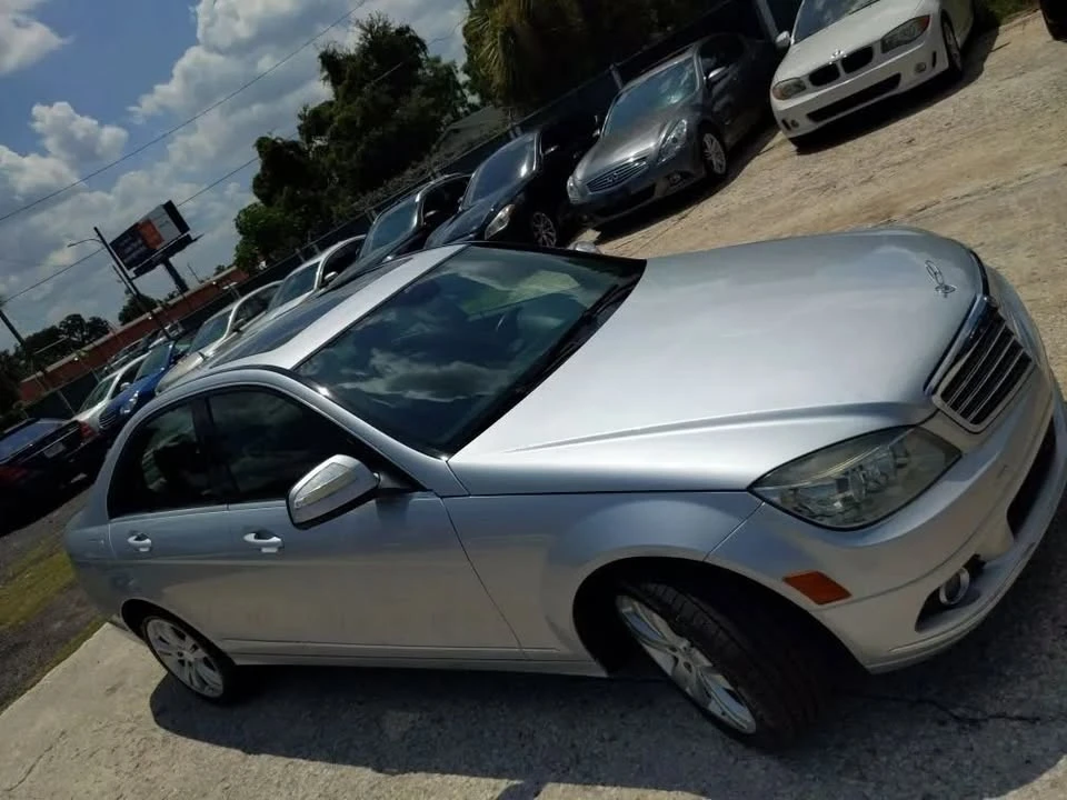 2009 Mercedes-Benz W204 C-Class - Image 12 of 18