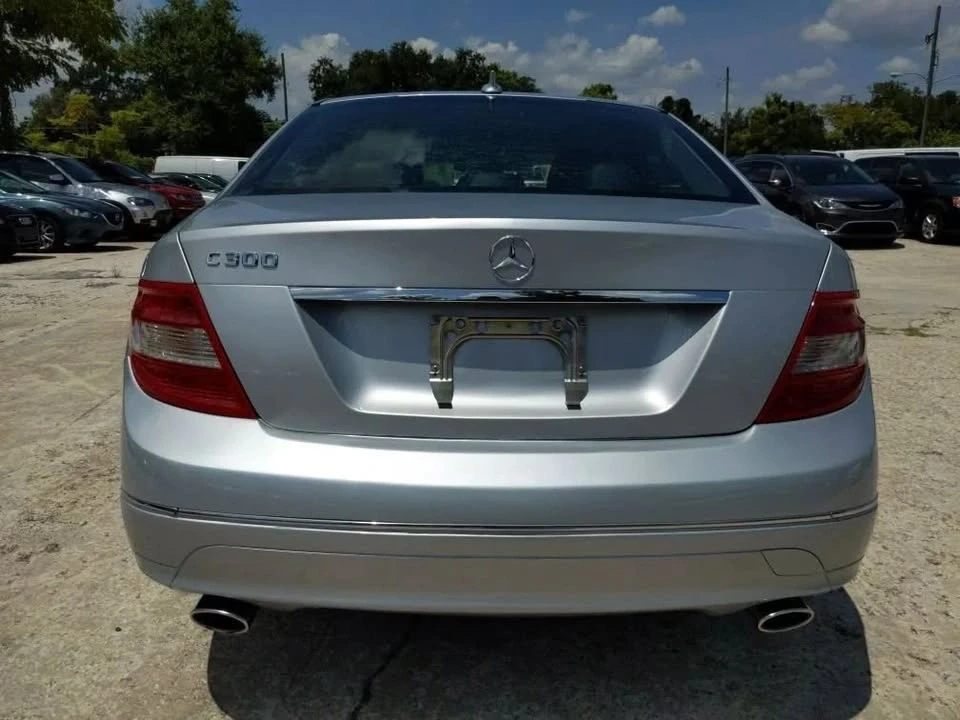 2009 Mercedes-Benz W204 C-Class - Image 10 of 20