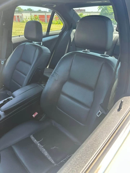 2009 Mercedes-Benz W204 C-Class - Image 6 of 10
