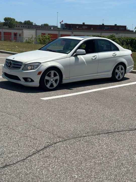 2009 Mercedes-Benz W204 C-Class - Image 2 of 10