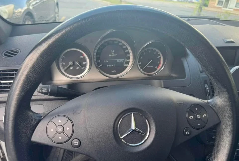 2009 Mercedes-Benz W204 C-Class - Image 3 of 6